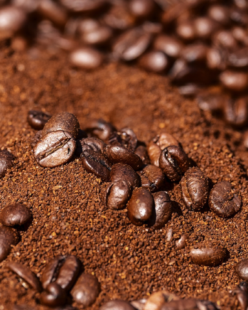 Ground and unground coffee beans