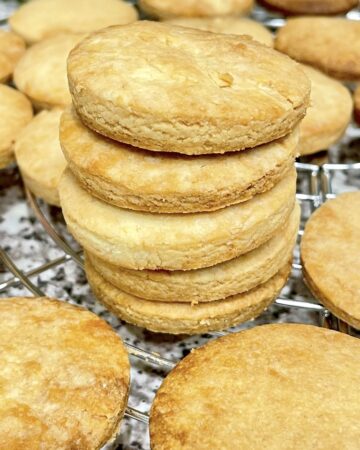 Stack of shortbread rounds between other shortbreads