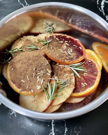 Food scrap simmer pot ingredients in pot